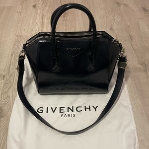 Givenchy Antigonia